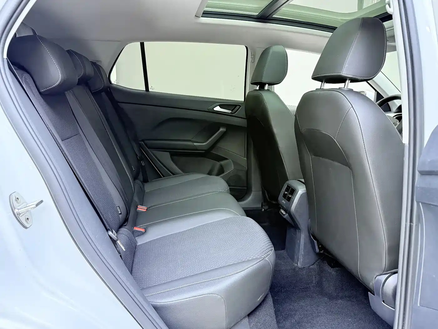 VOLKSWAGEN EXPLORING THE SHADOW