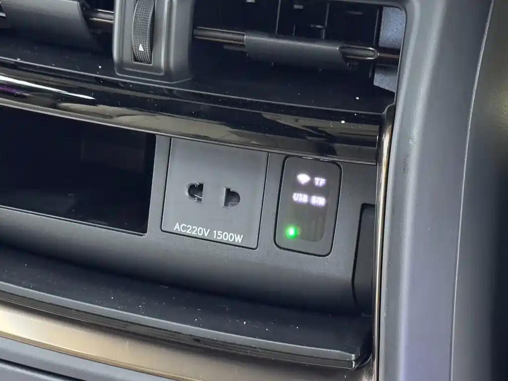 Toyota Alphard 2025 2024 Hybrid 2.5L Ultimate Enjoyment Edition