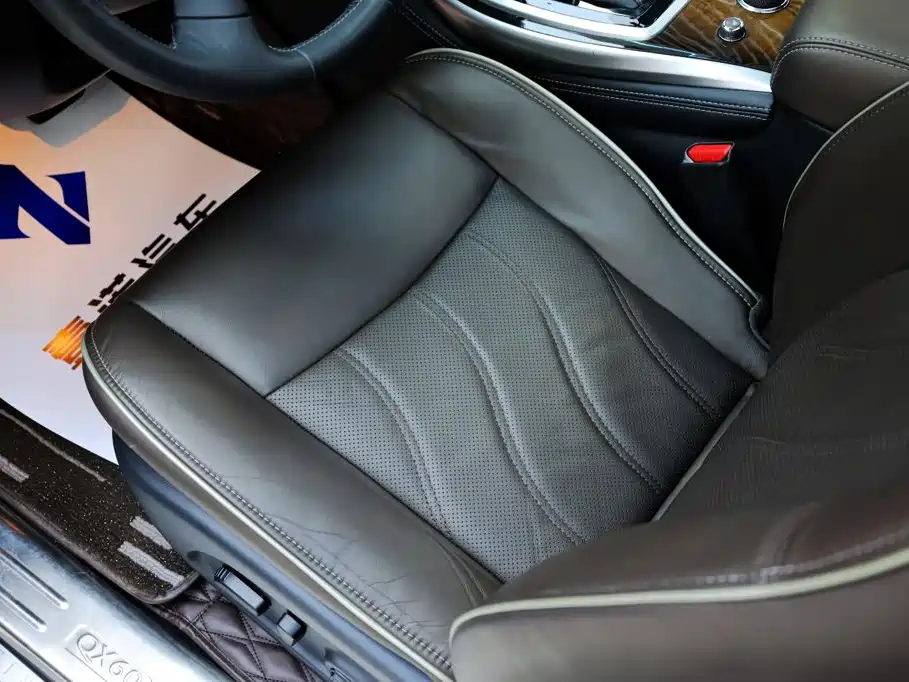 Photo 29 - Infiniti QX60 (Import)