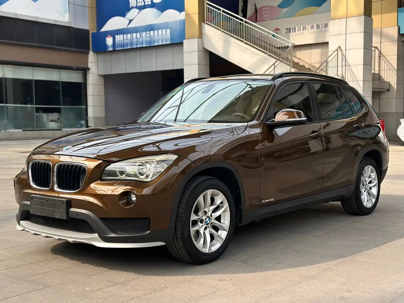 BMW X1 2014 sDrive18i Leading Edition