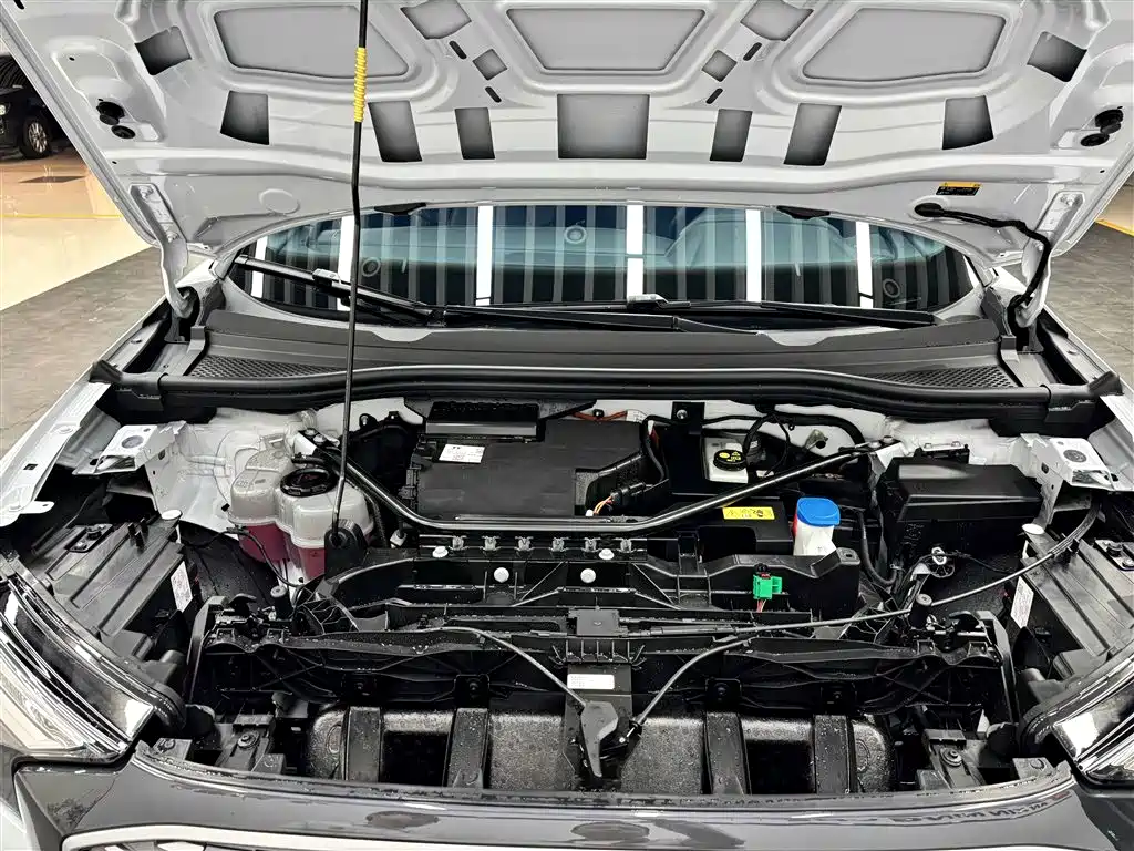 Audi Q4 e-tron 2024 40 e-tron Creation Edition фото 14