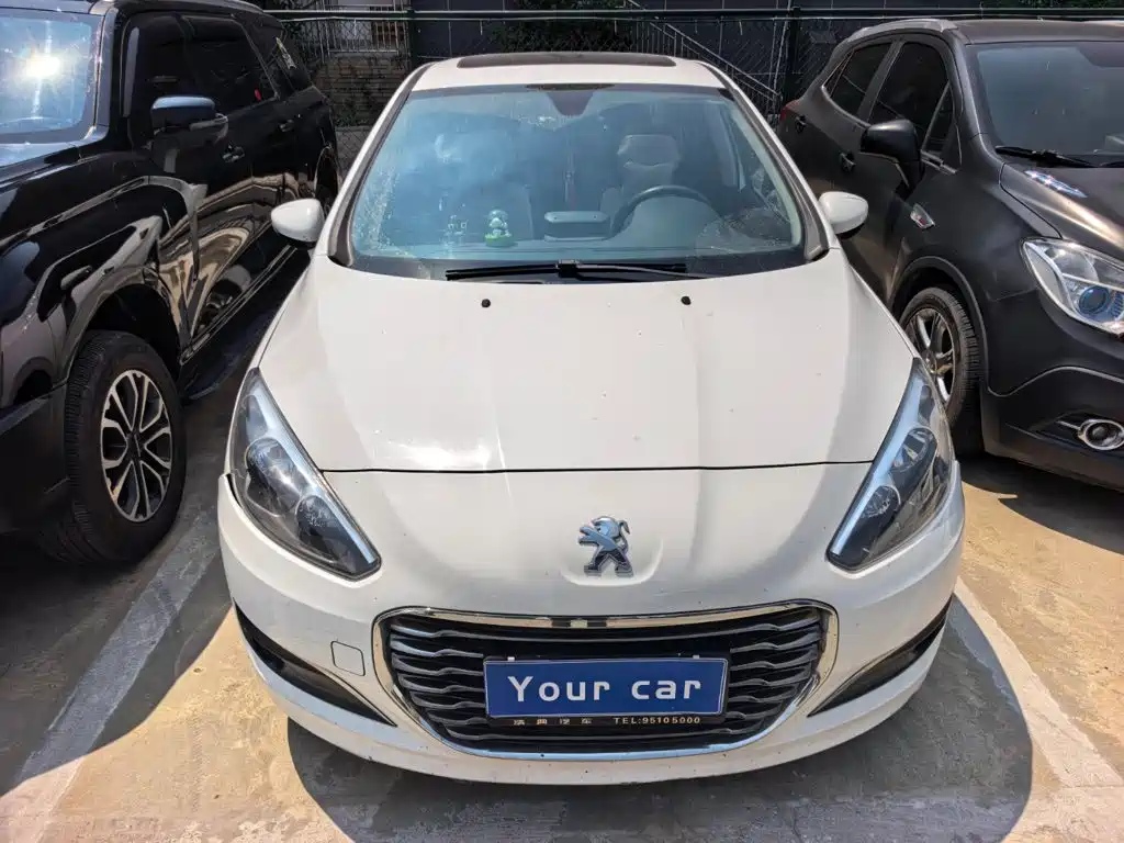 Peugeot 308 2013 2013 Model 1.6L Manual Superior Style