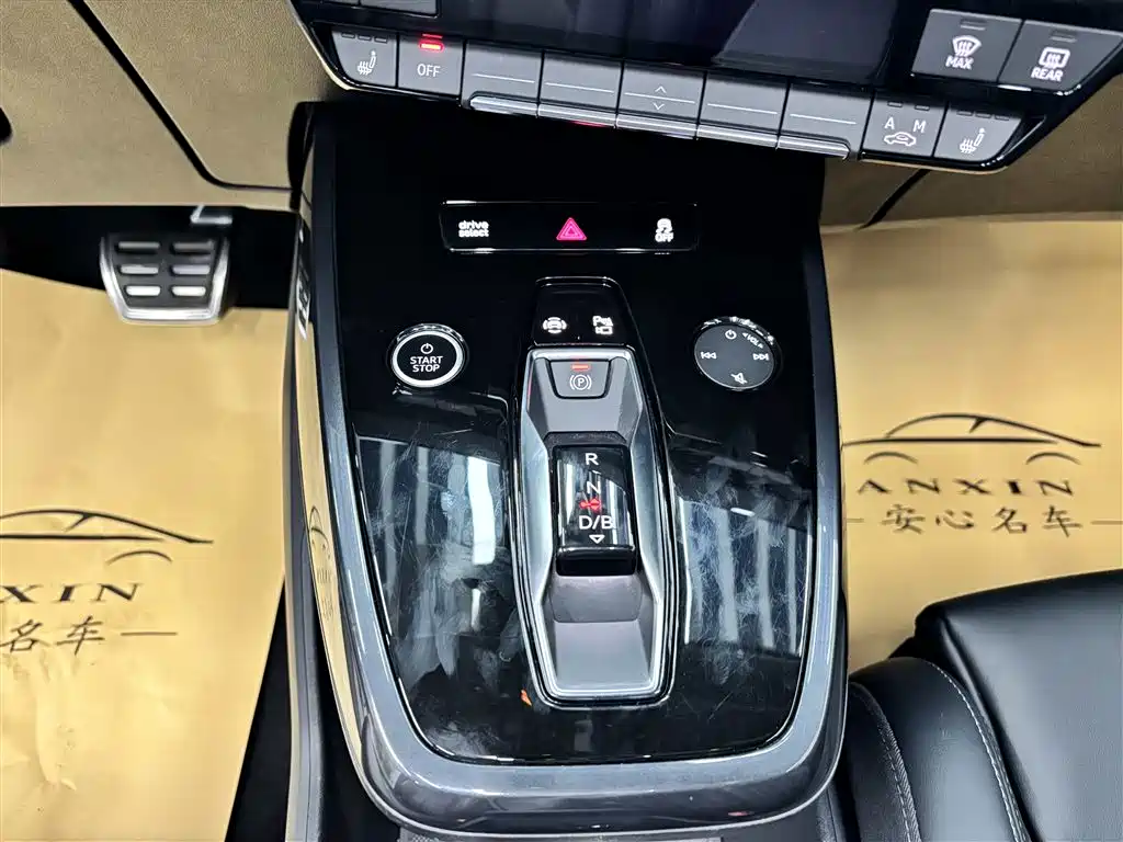 Audi Q4 e-tron 2024 40 e-tron Creation Edition фото 20