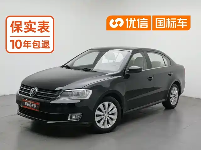 Volkswagen Lavida 2013 Facelift Classic 1.6L Automatic Comfort — фото 1