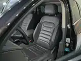 Фото 14 - Volkswagen Touareg
