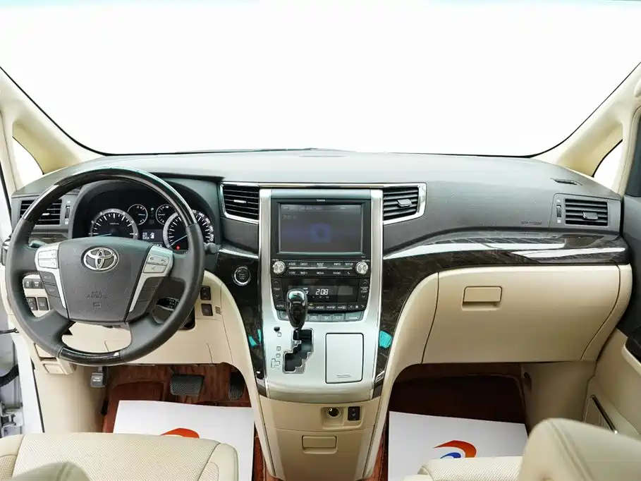 Toyota Alphard 2012 3.5L Luxury Edition фото 14