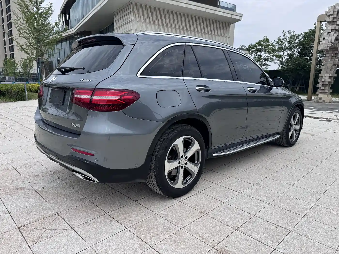 Mercedes-Benz GLC 2017 GLC 260 4MATIC Luxury фото 4