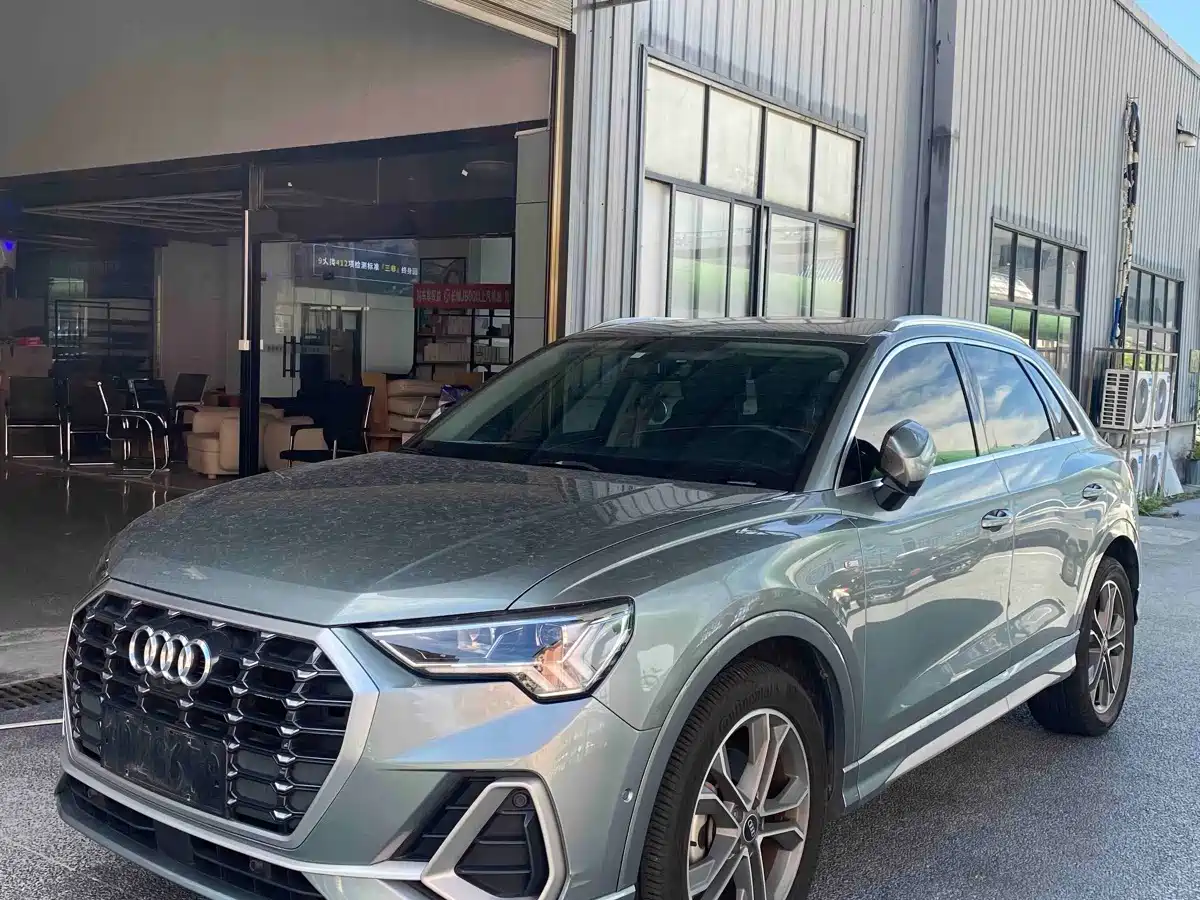 Фото 1 - Audi Q3