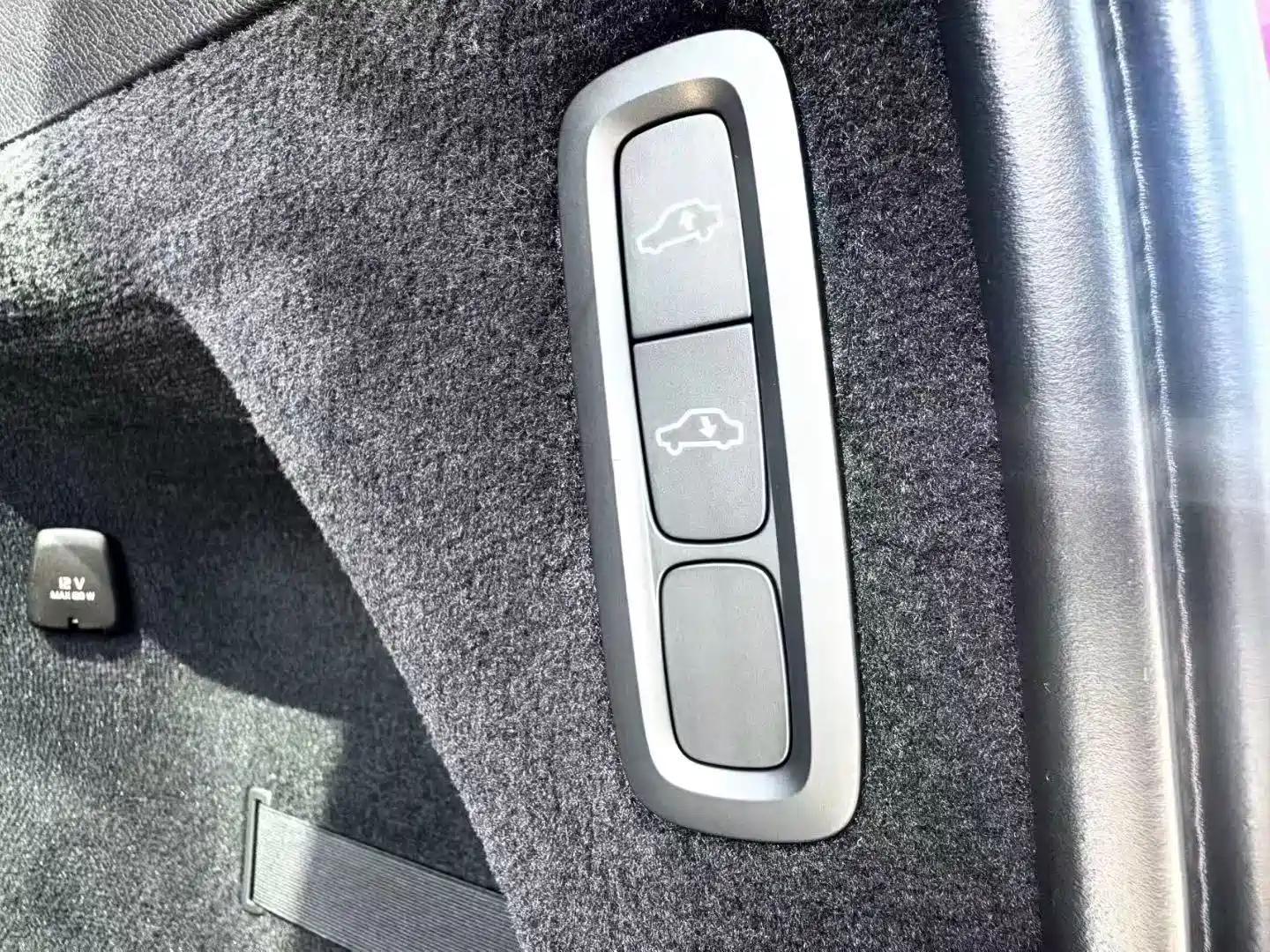 Photo 29 - Volvo XC90
