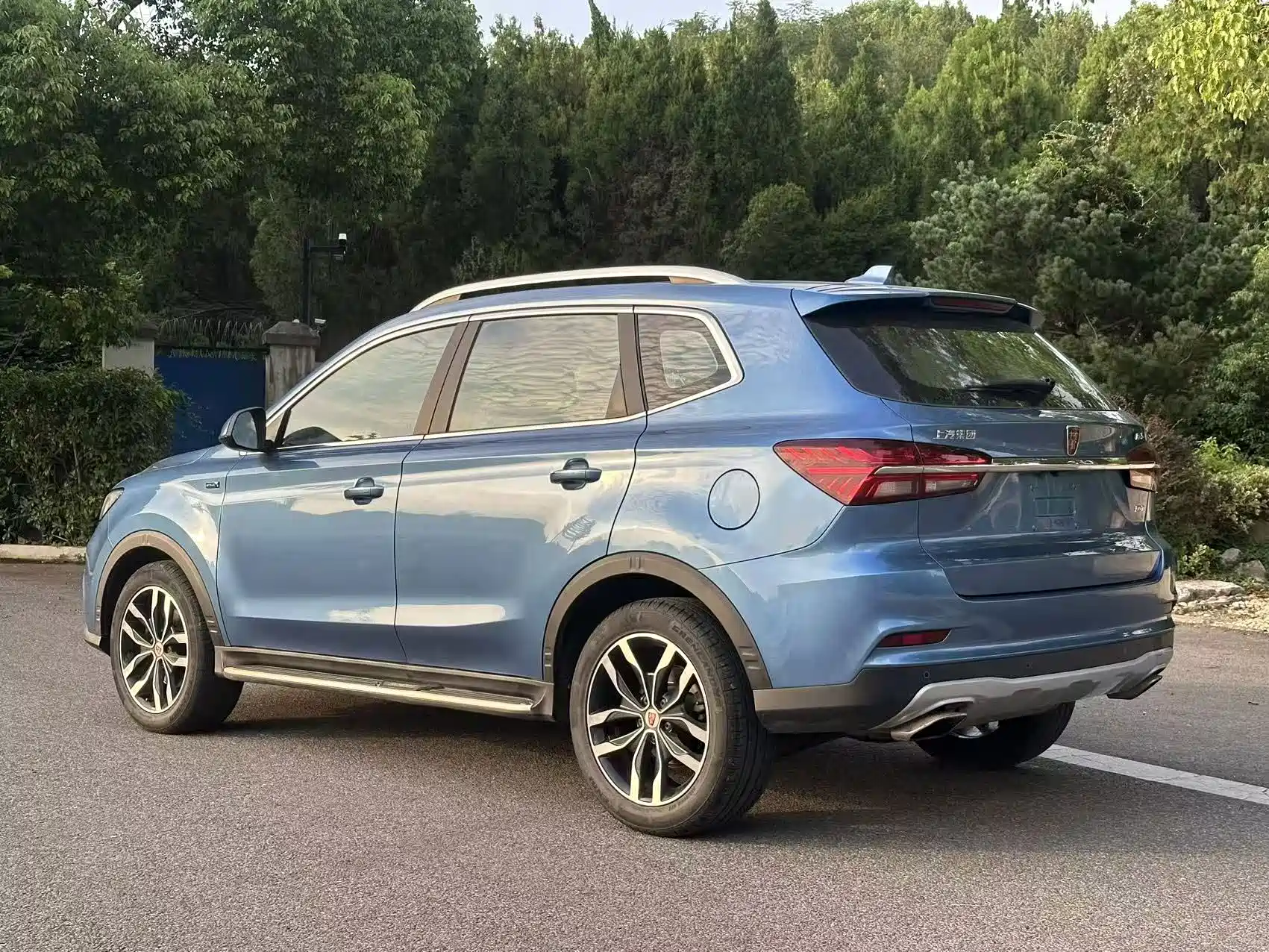 Фото 5 - Roewe RX5
