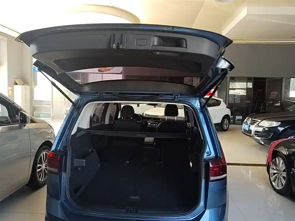 Volkswagen Touran 2016 Touran L 280TSI DSG Comfortline фото 19