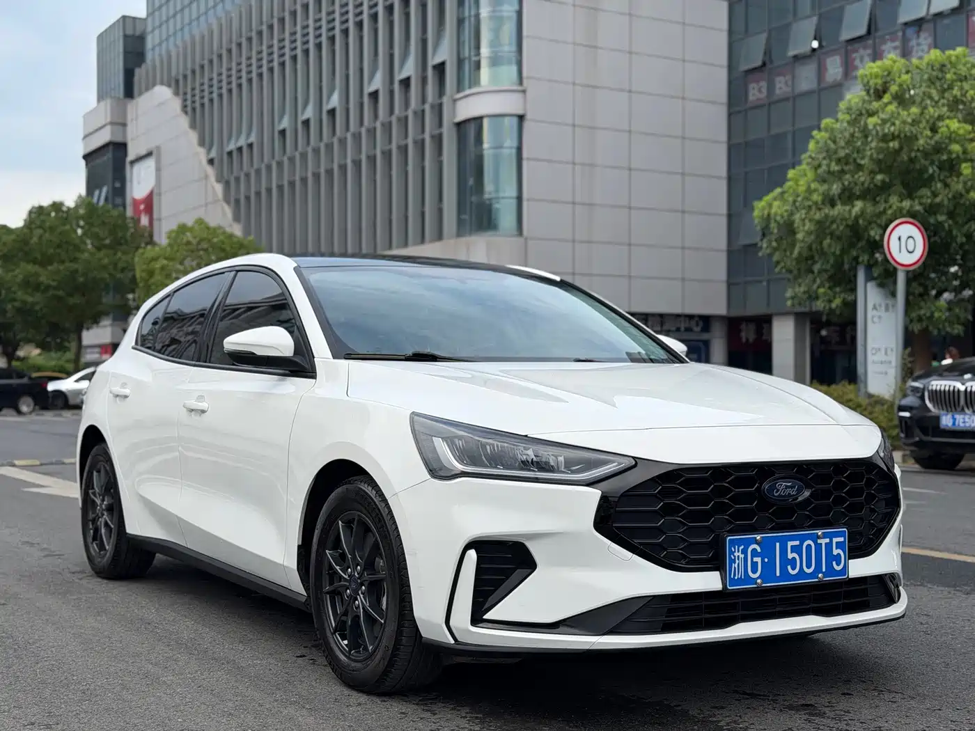 Ford Focus 2023 2022 Hatchback EcoBoost 180 Auto Speed Edition