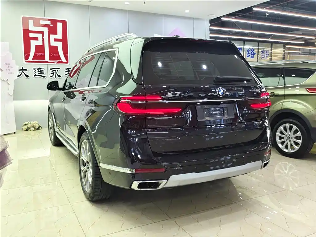 BMW X7 2023 xDrive40i Leading Luxury Package фото 6