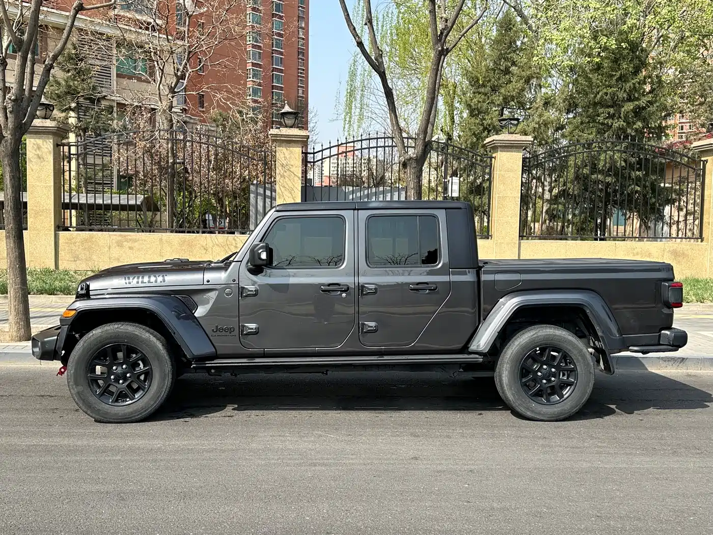 JEEP GLADIATOR