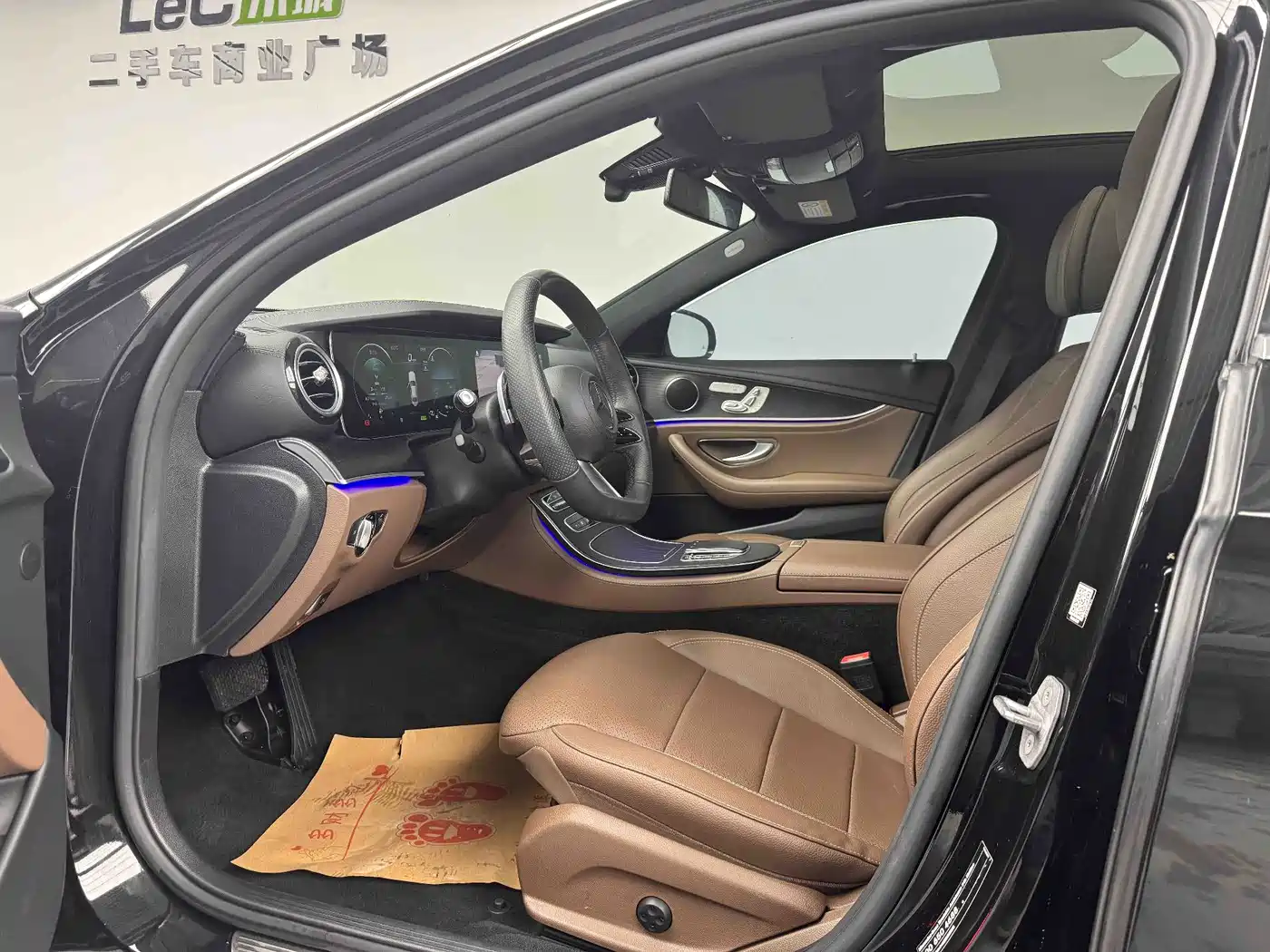 Mercedes-Benz E-Class New Energy 2023 E 350 e L Plug-in Hybrid Sport Sedan фото 12