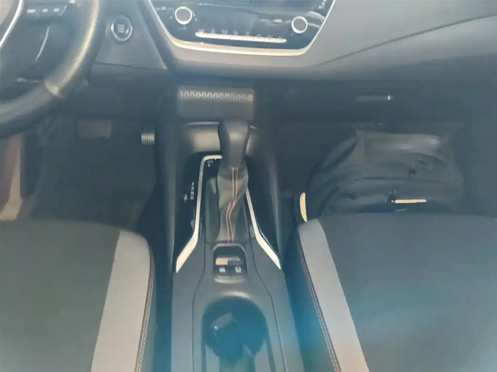 Toyota Corolla 2021 1.2T S-CVT Elite PLUS Edition фото 14