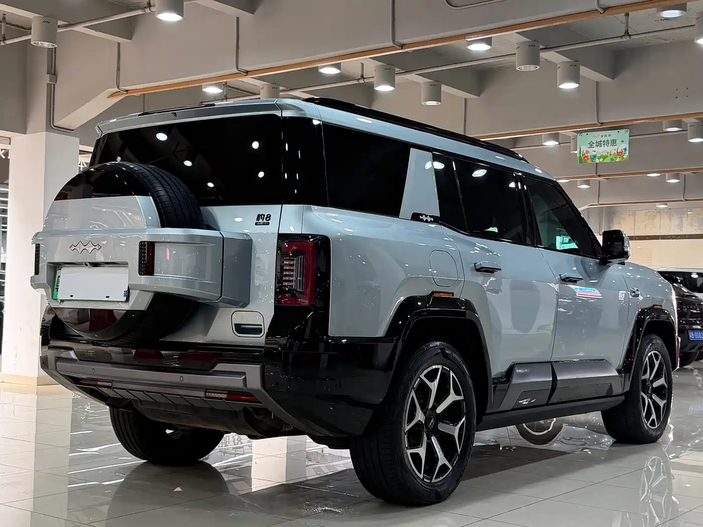 Fang Cheng Bao Leopard 8 2026 2025 Zhiyong Flagship 7-Seater