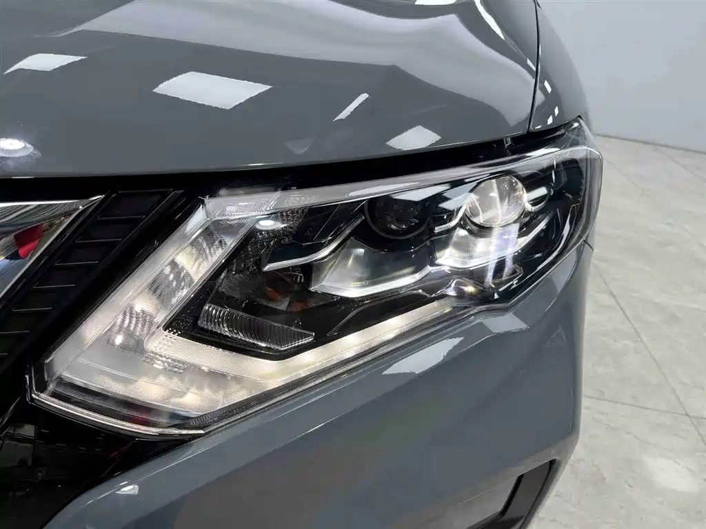NISSAN QIJUN