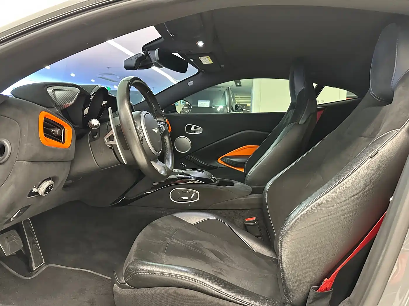 Aston Martin V8 Vantage 2019 2018 4.0T V8 Coupe