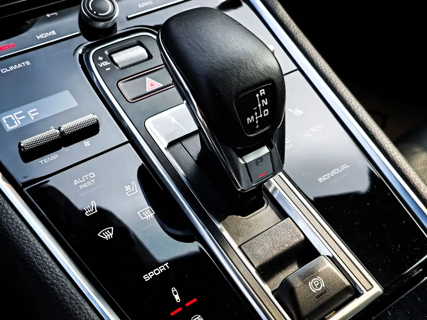 Porsche Panamera 2023 Panamera 2.9T фото 4