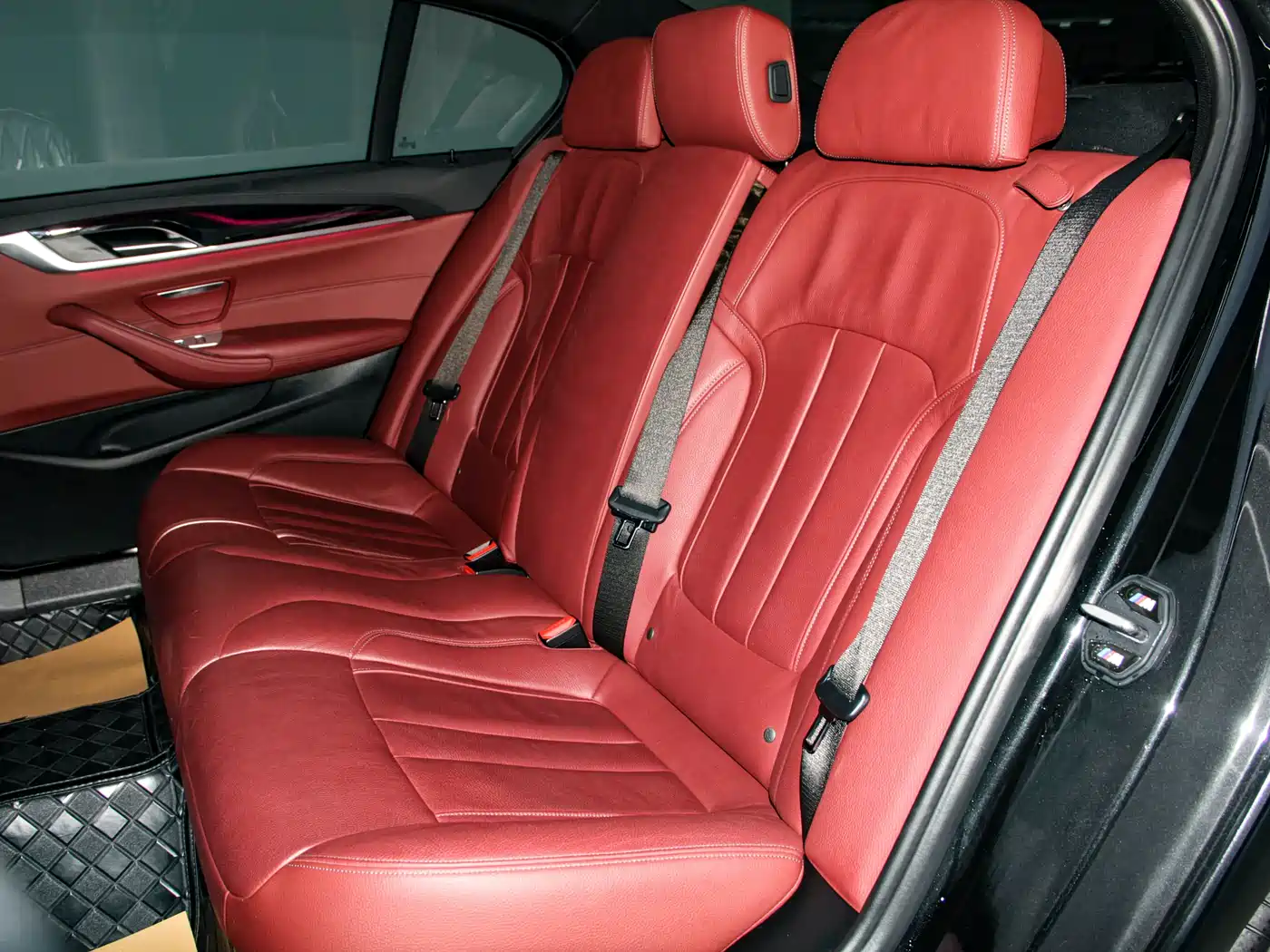 BMW 5 Series 2019 530Li Leading M Sport Package фото 6