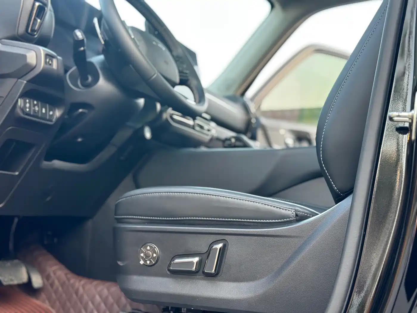 Haval Da Gou 2nd Gen 2023 2.0T 2WD Trendy Off-road Edition Plus фото 16