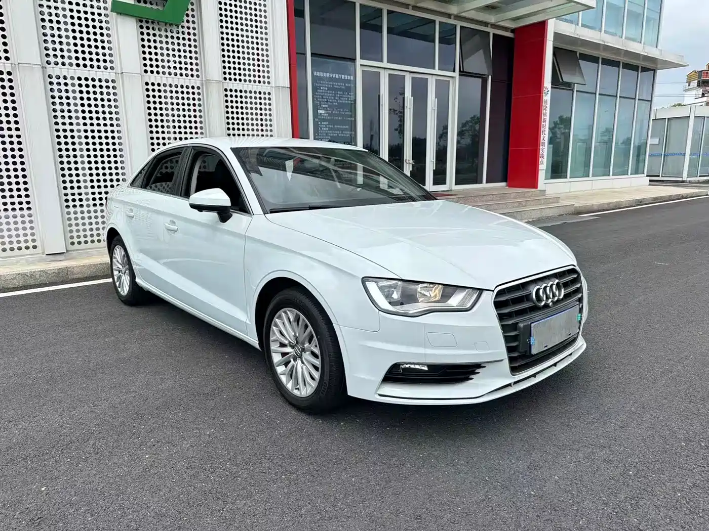 Audi A3 2016 Limousine 35 TFSI Progressive фото 21