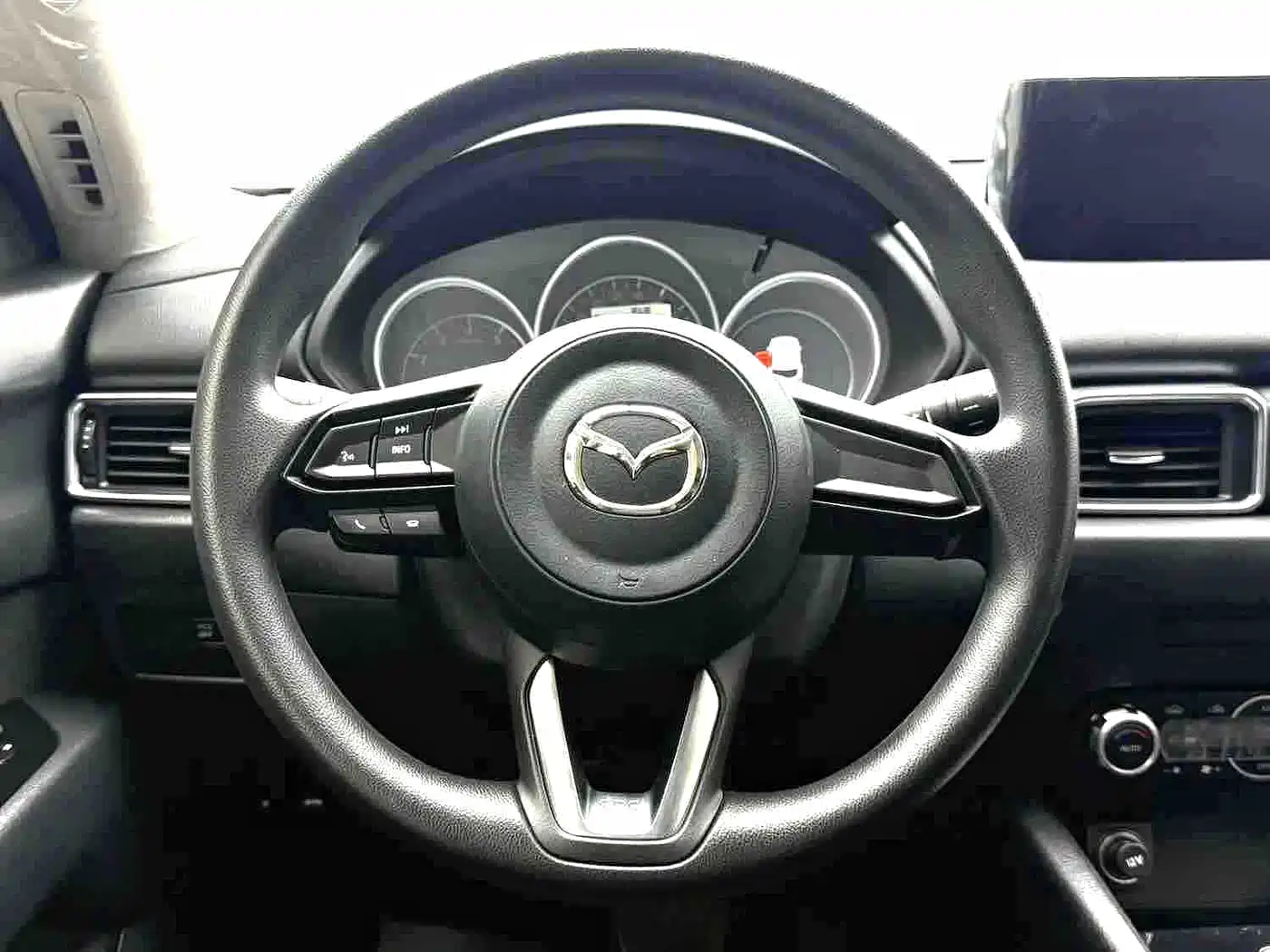 Фото 11 - Mazda CX-5