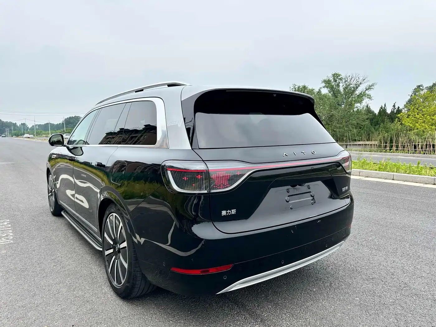 AITO Wenjie AITO M9 2024 Extended Range Ultra 42kWh 6-Seater фото 7