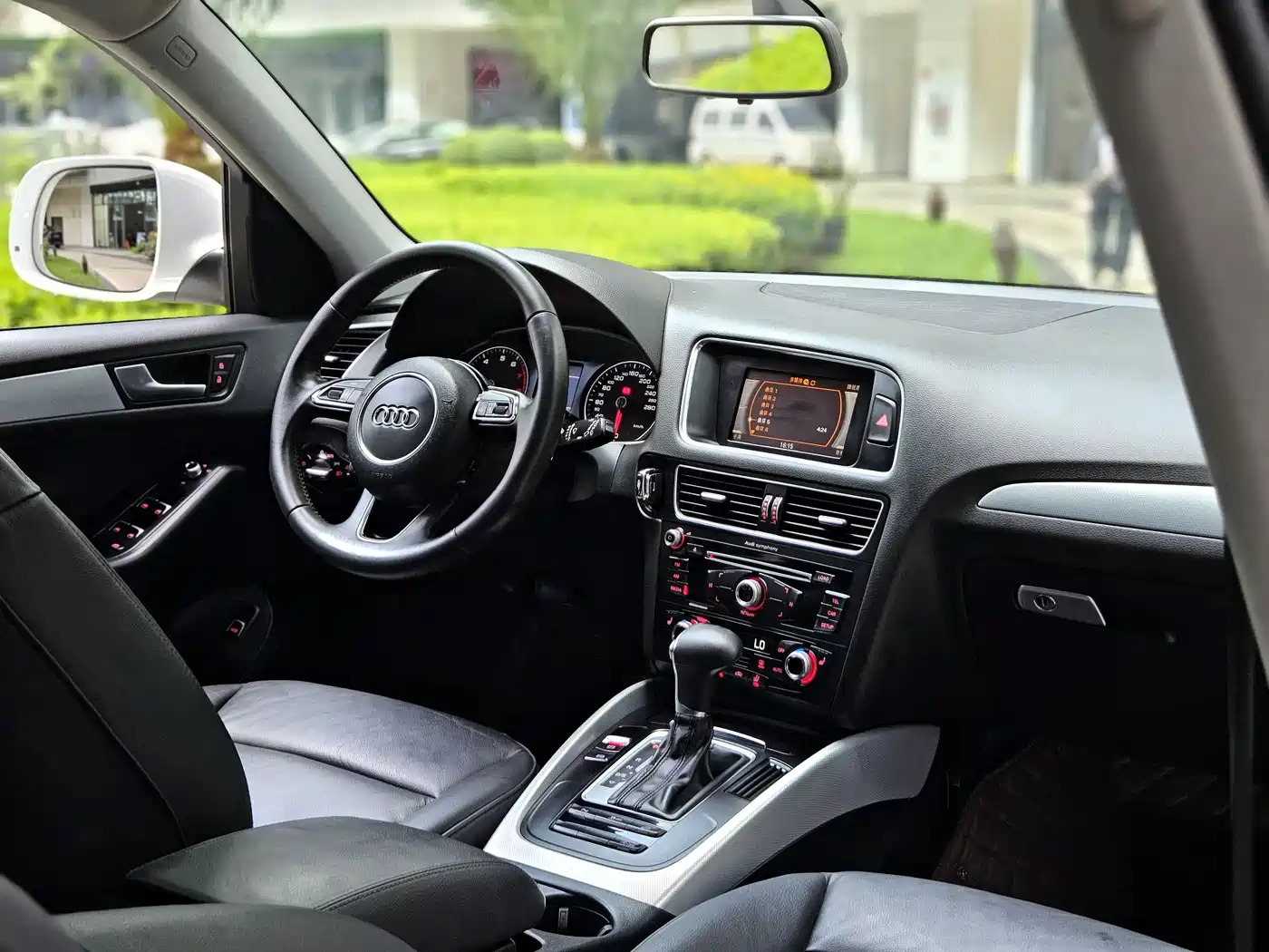 Audi Q5 2013 40 TFSI Technology фото 12