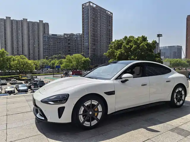 XIAOMI CAR XIAOMI SU7