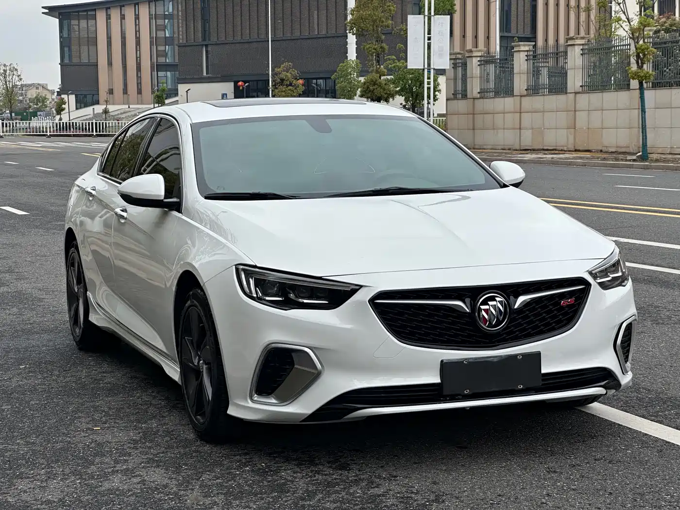 Buick Regal 2019 Model GS 28T Elite China VI фото 3