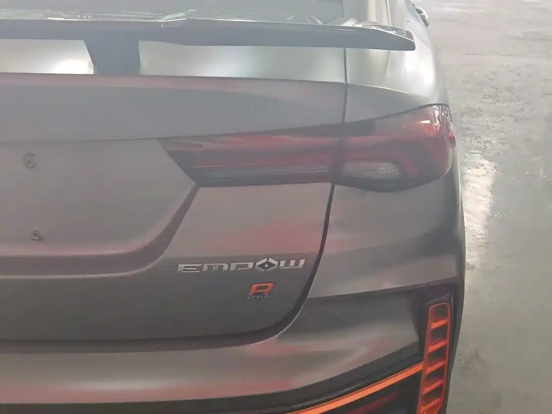 GAC Trumpchi Trumpchi Emkoo 2022 2022 270T DCT J16 R-style Track Edition