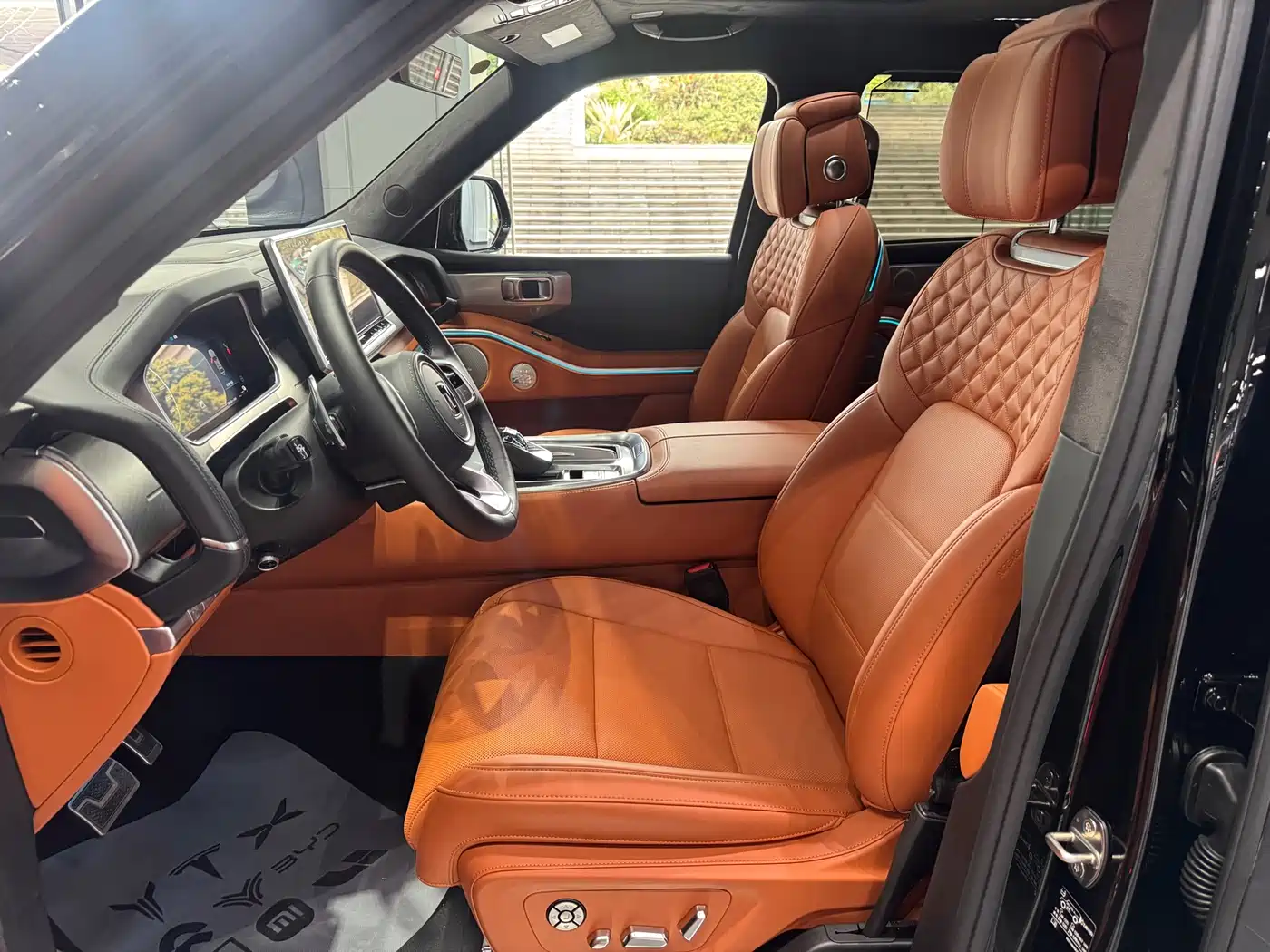 TANK TANK 700 NEW ENERGY