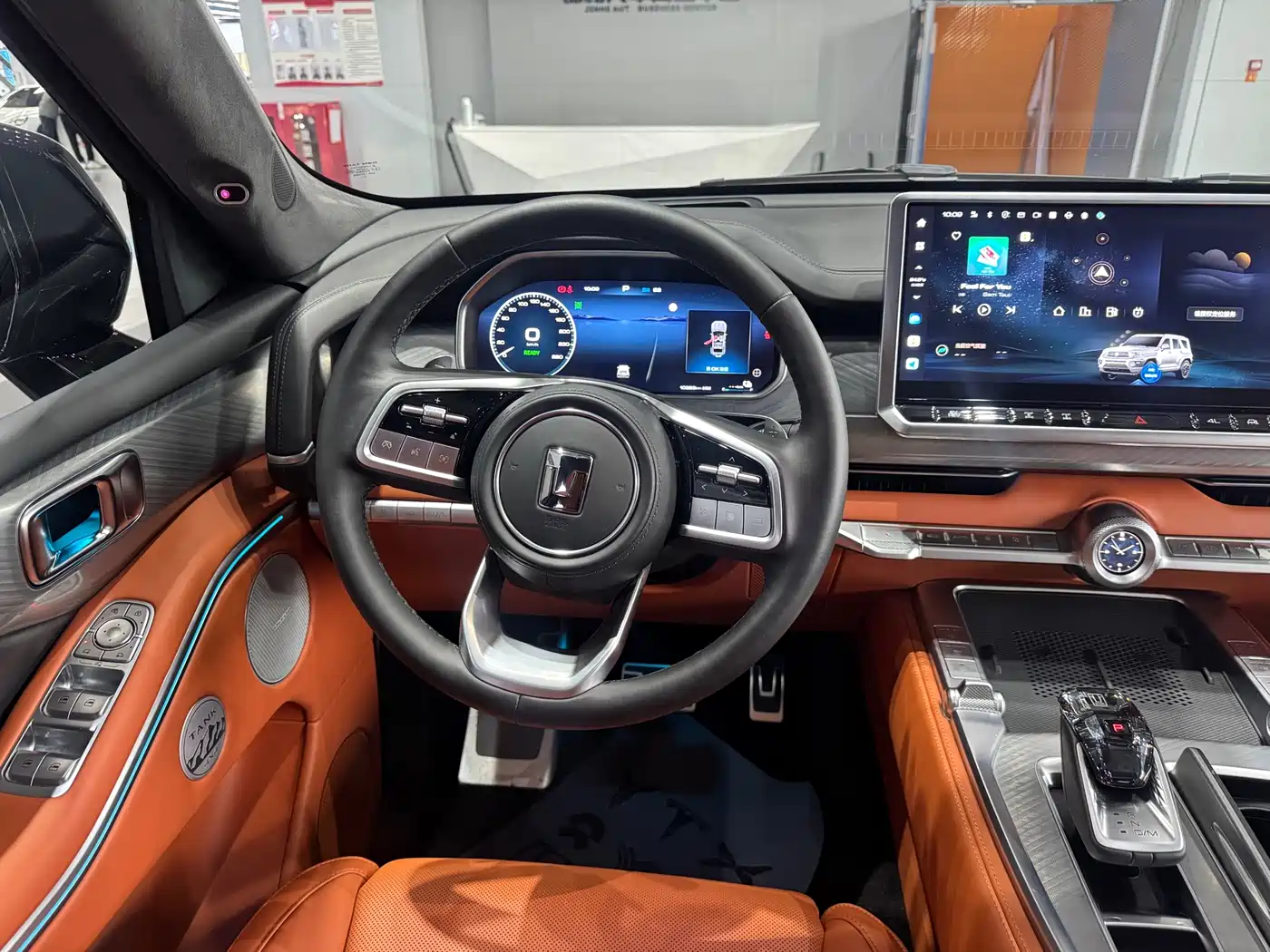 TANK TANK 700 NEW ENERGY