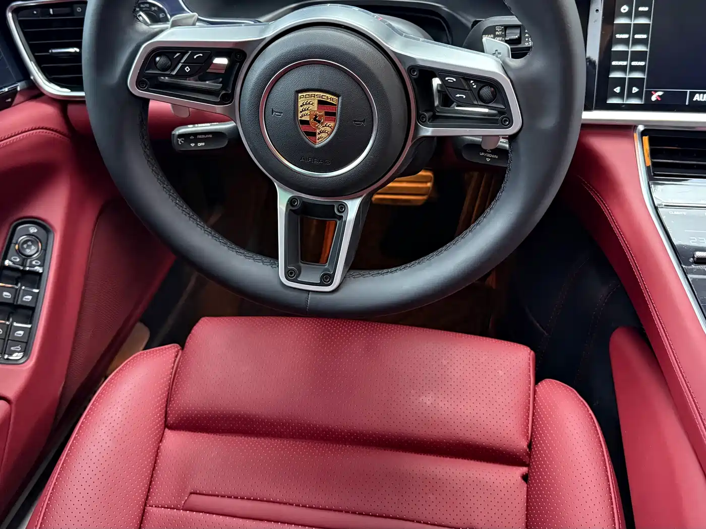 Porsche Panamera 2014 Panamera 3.0T фото 24