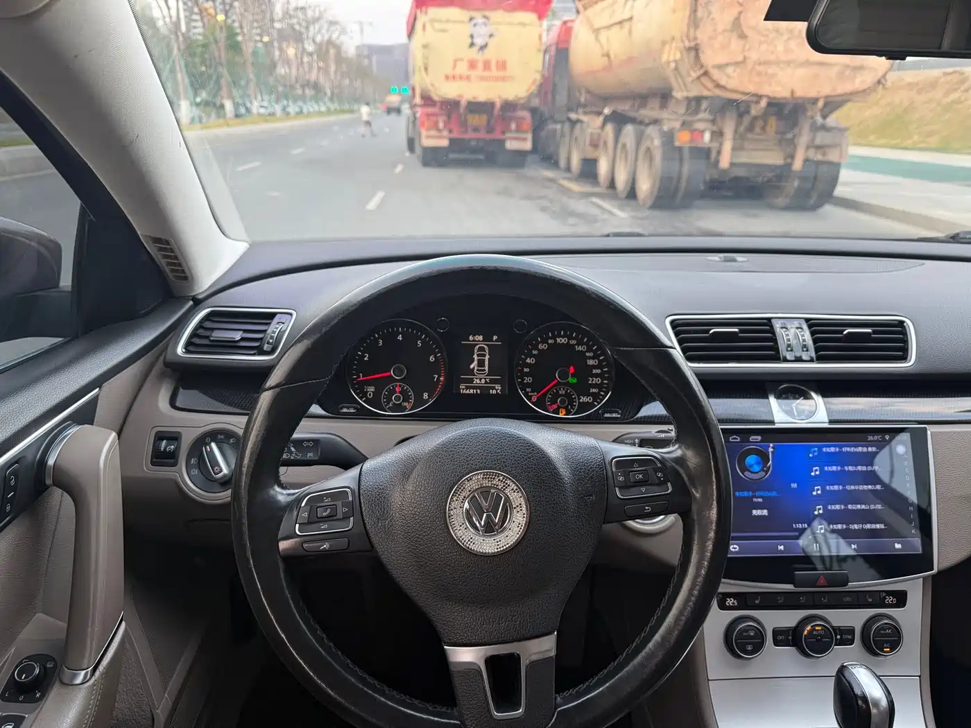 Volkswagen Magotan 2015 1.8TSI Luxury фото 12