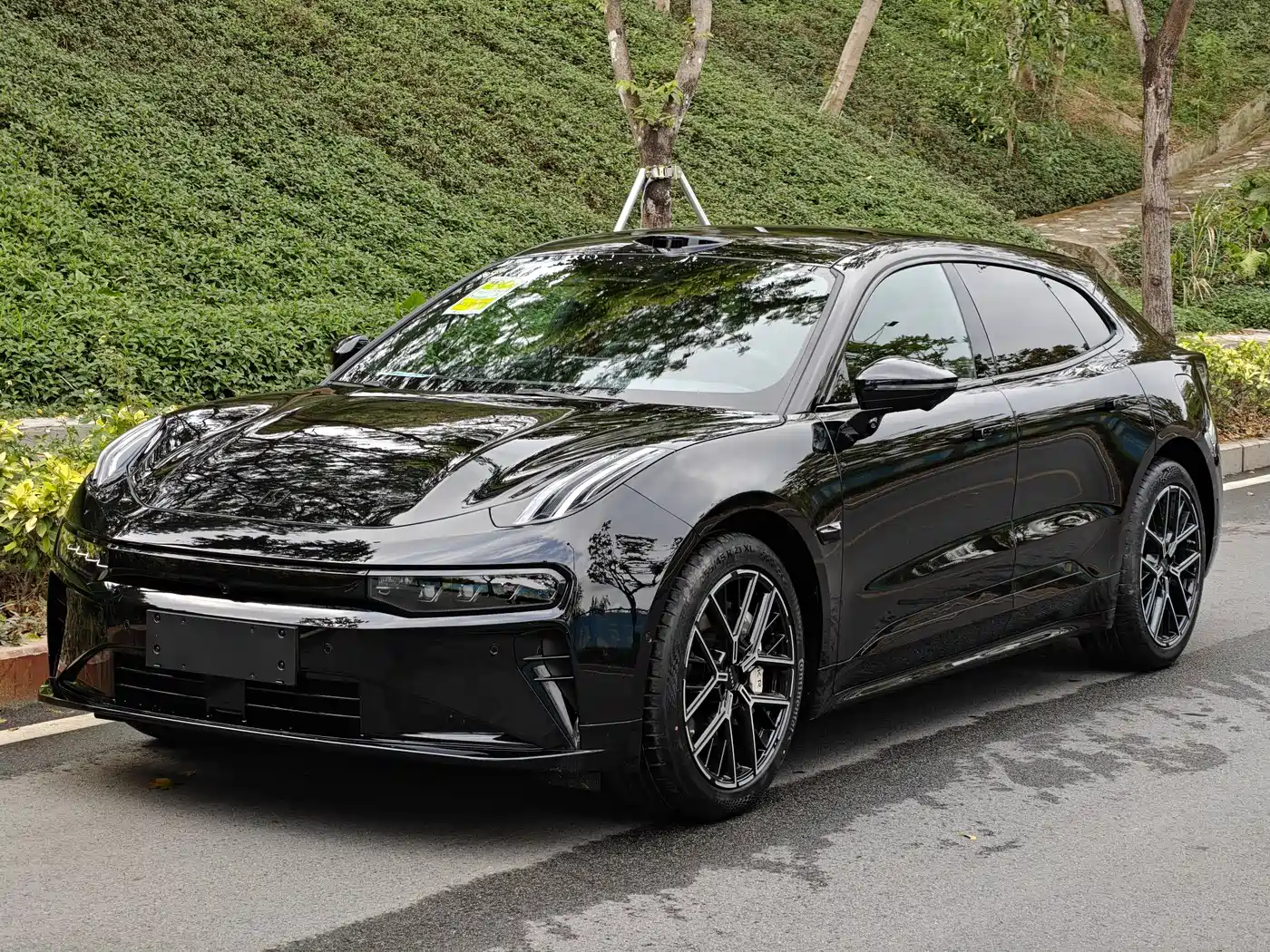 ZEEKR EXTREME KRYPTON 001