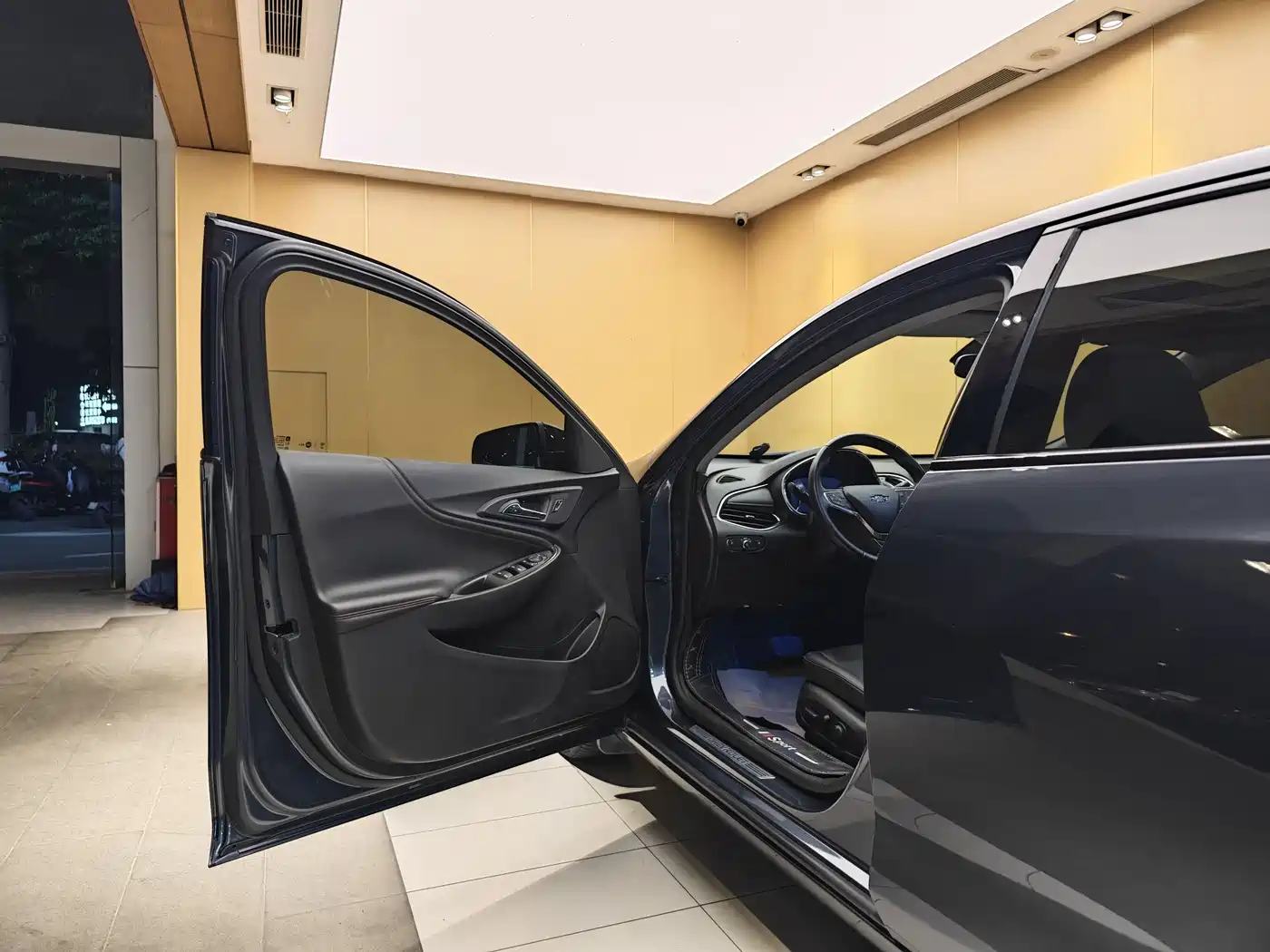 CHEVROLET MAI RUIBAO XL