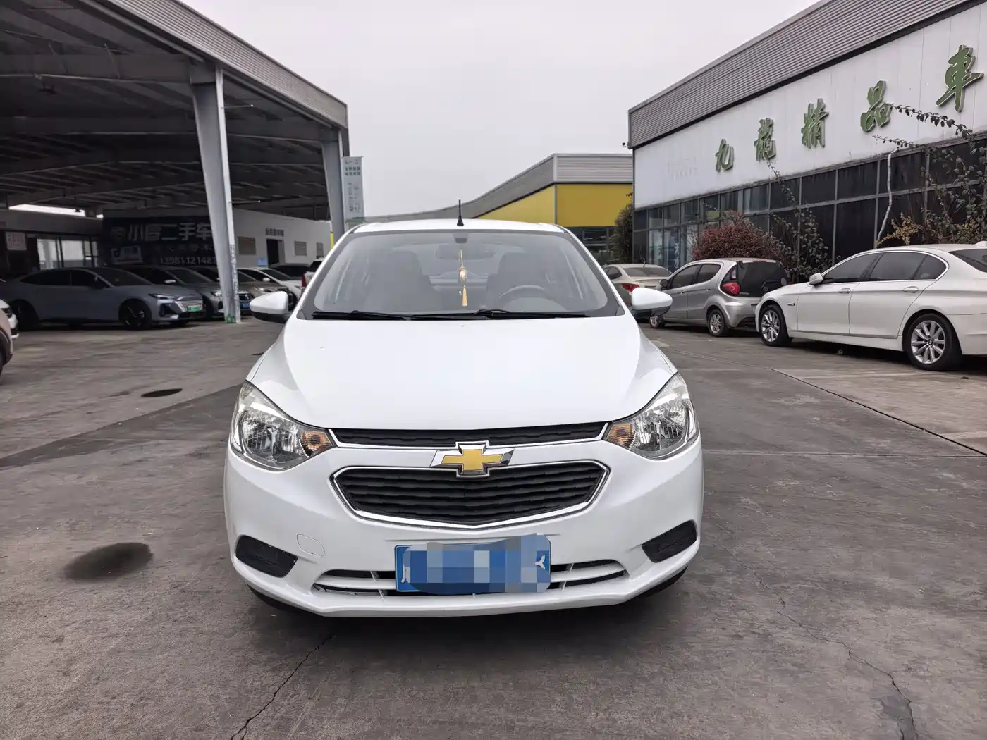 Chevrolet Sail 2015 Sail 3 1.3L Manual Ideal Edition фото 2