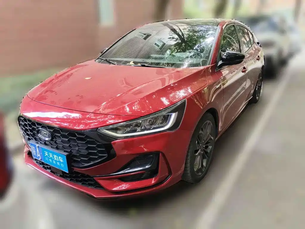Ford Focus 2023 2022 Hatchback EcoBoost 180 Automatic ST Line