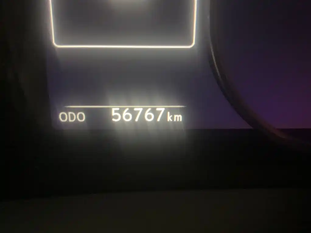 Lexus ES 2022 200 Excellence Edition фото 4