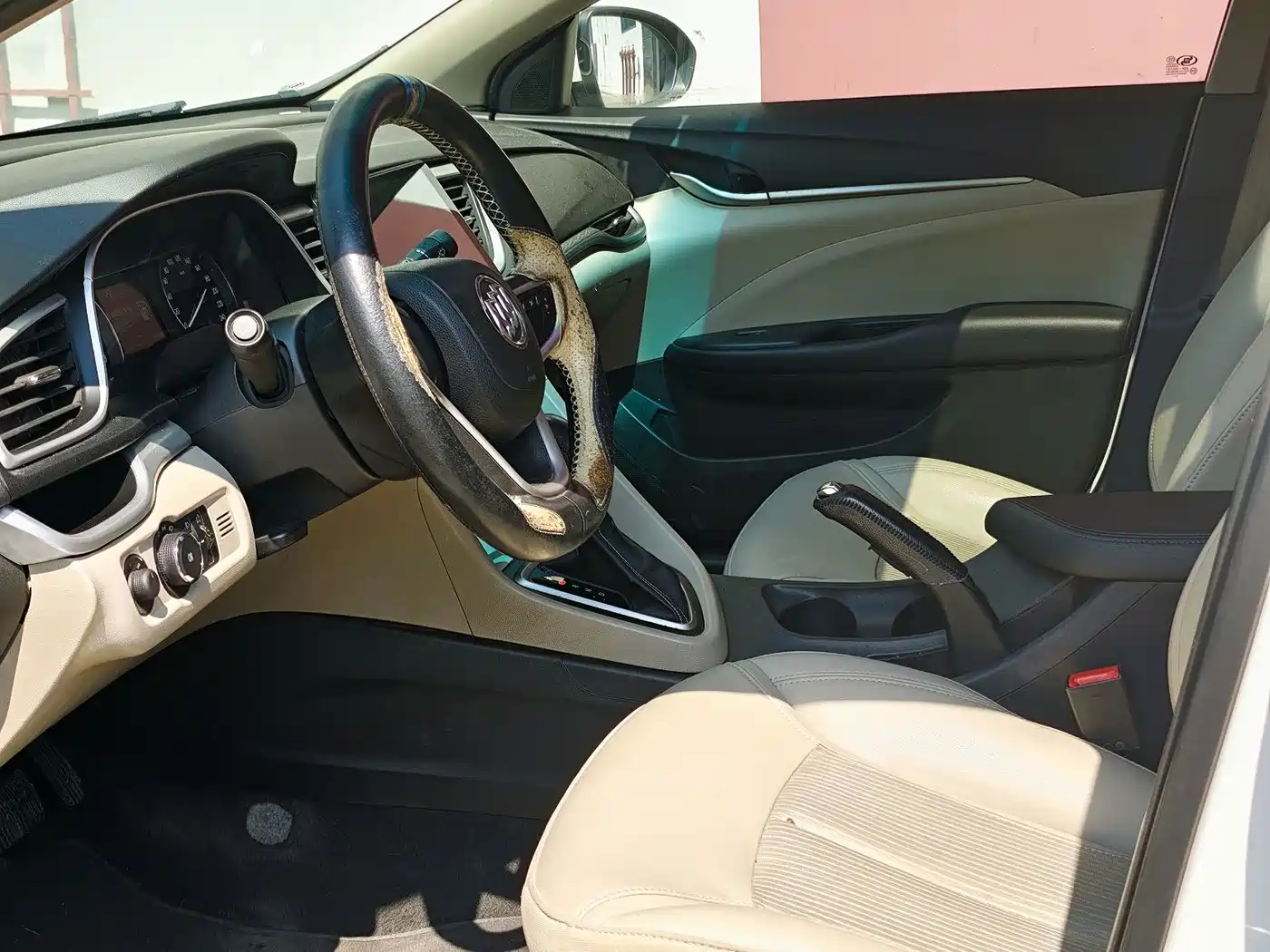 Photo 6 - Buick Excelle
