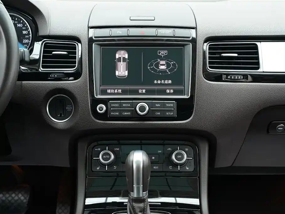 Volkswagen Touareg 2017 3.0TSI Explorer Edition фото 14