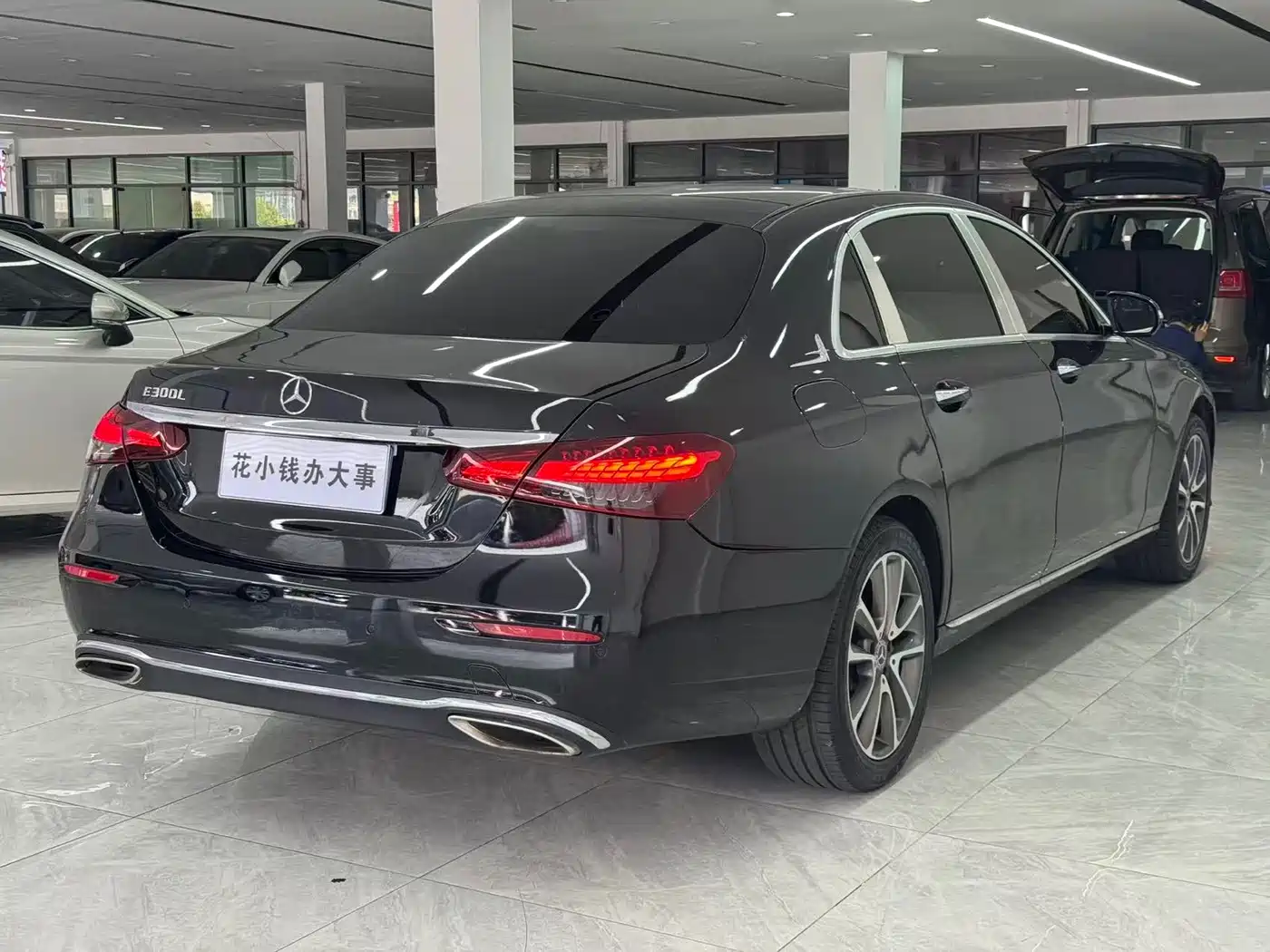 Mercedes-Benz E-Class 2017 E 300 L Luxury фото 7