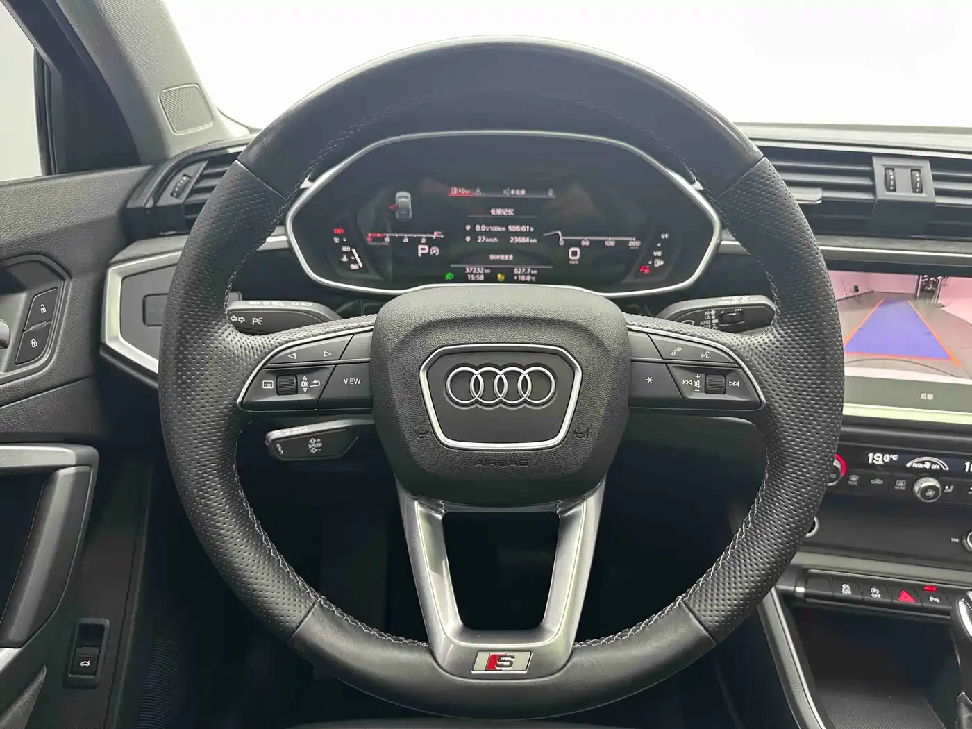 AUDI Q3 SPORTBACK