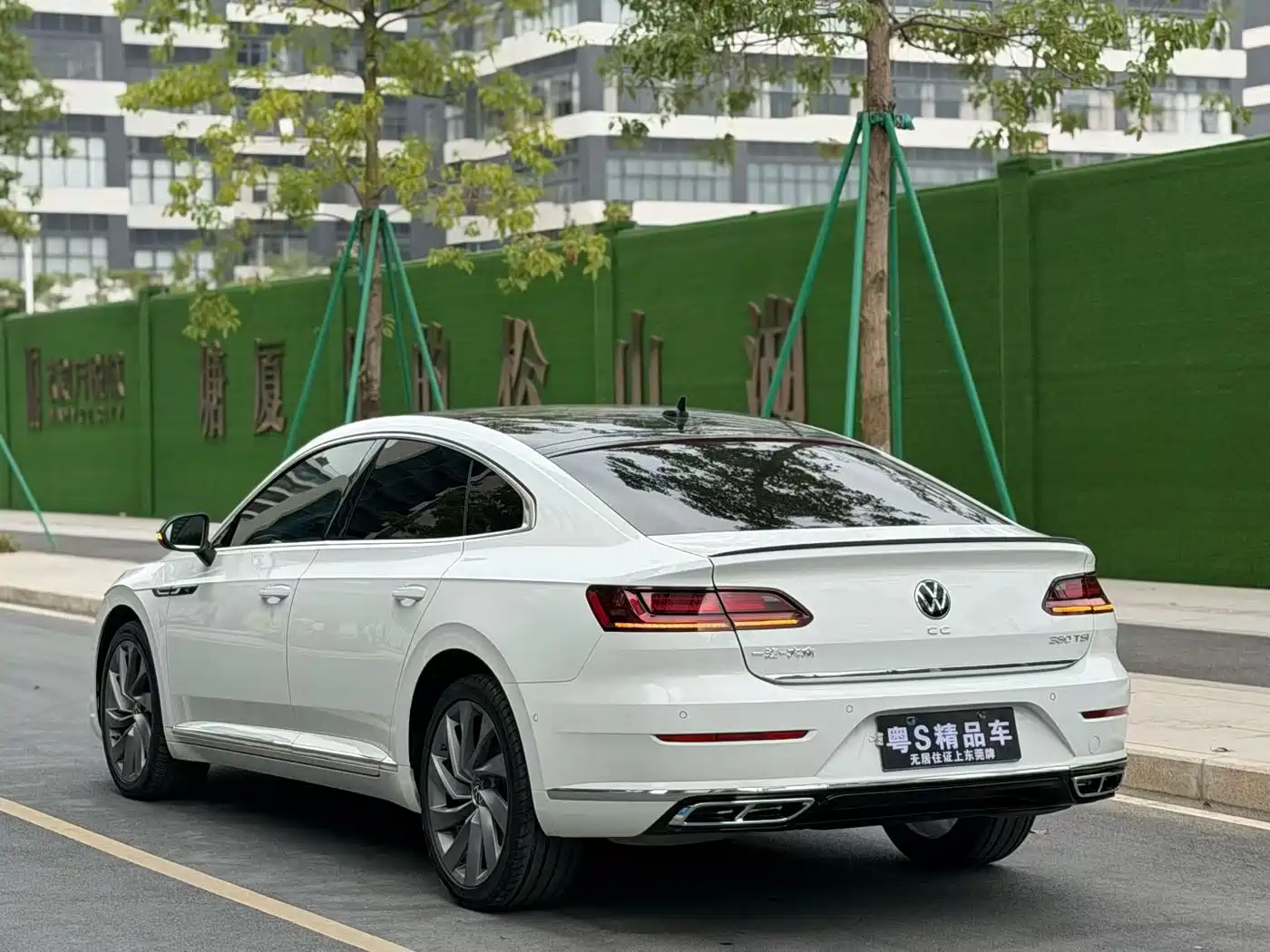 Volkswagen FAW-Volkswagen CC 2021 380TSI Eye-catching Edition фото 12
