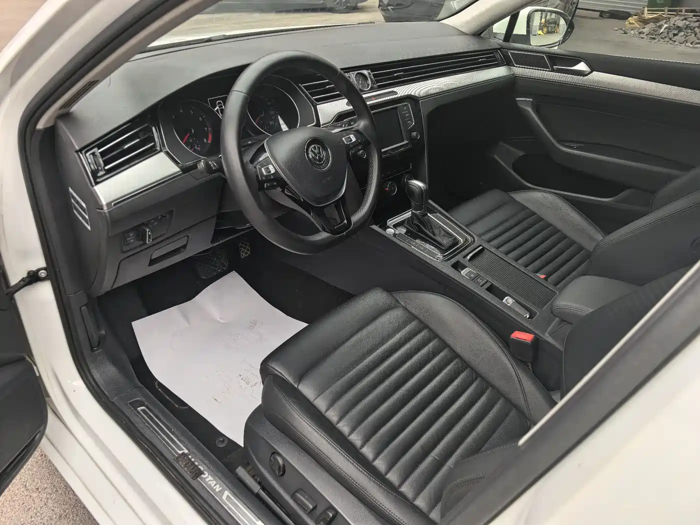Volkswagen Magotan 2017 330TSI DSG Leading фото 3