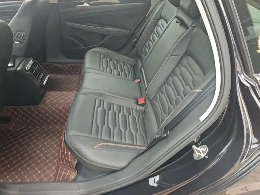 Volkswagen Passat 2019 330TSI Elite Version China VI фото 17