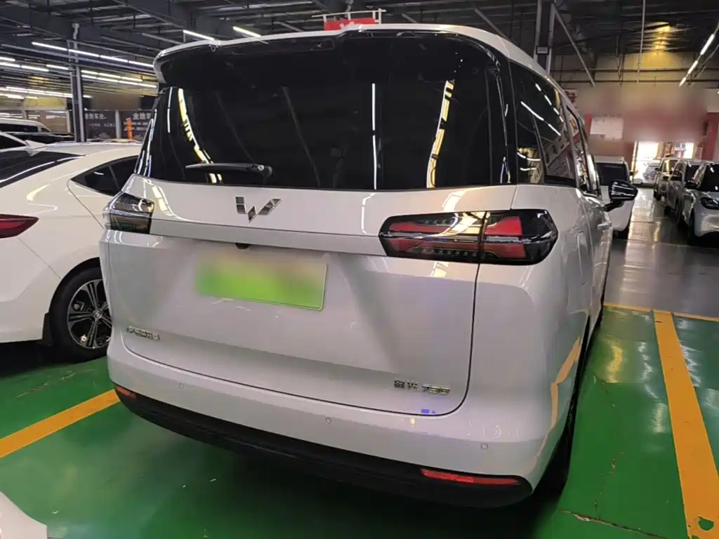 Wuling Motors Xingguang 730 New Energy 2025 2025 Model Plug-in Hybrid Base Version